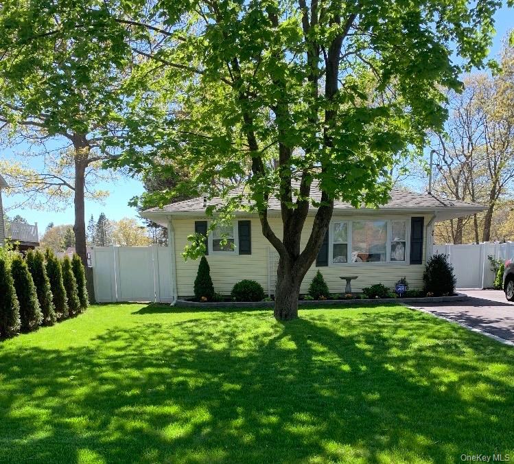 99 Forrest Avenue, Shirley, NY 11967