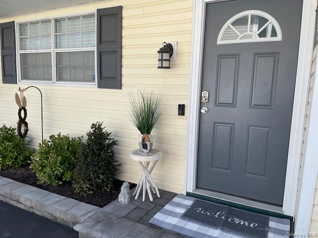 99 Forrest Avenue, Shirley, NY 11967