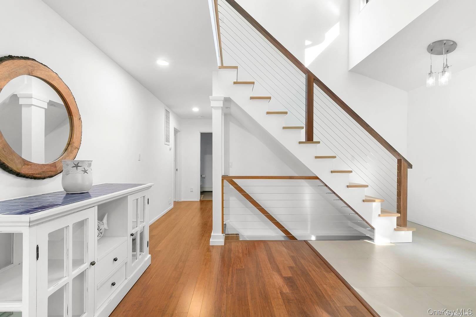 7 Harbor Road, Hampton Bays, NY 11946