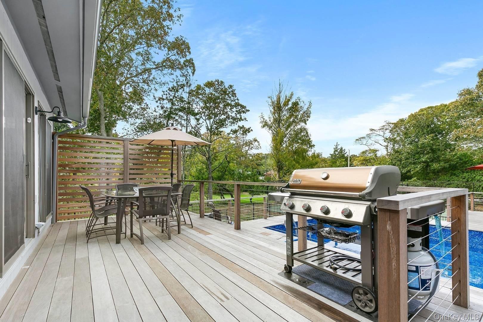 7 Harbor Road, Hampton Bays, NY 11946