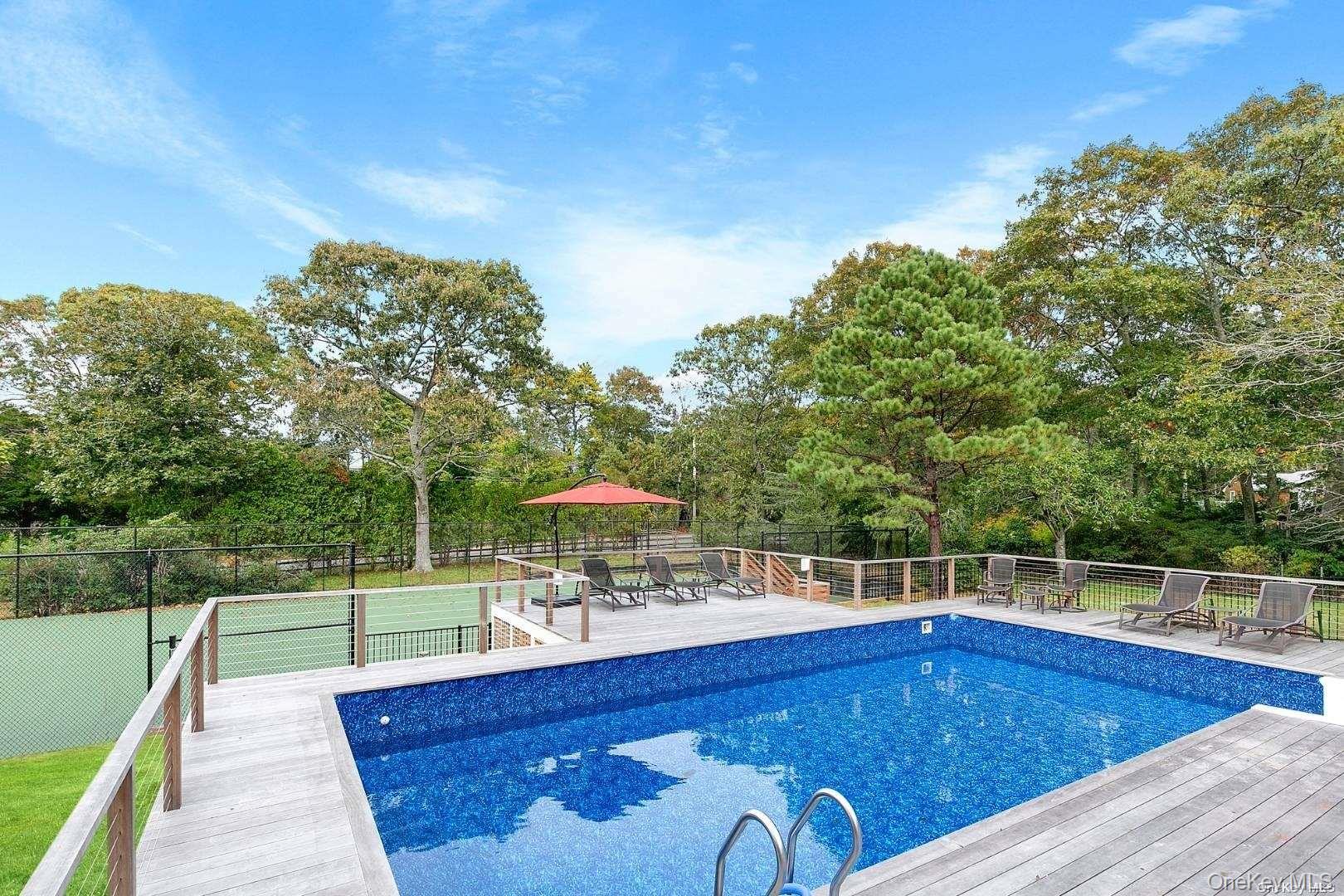 7 Harbor Road, Hampton Bays, NY 11946