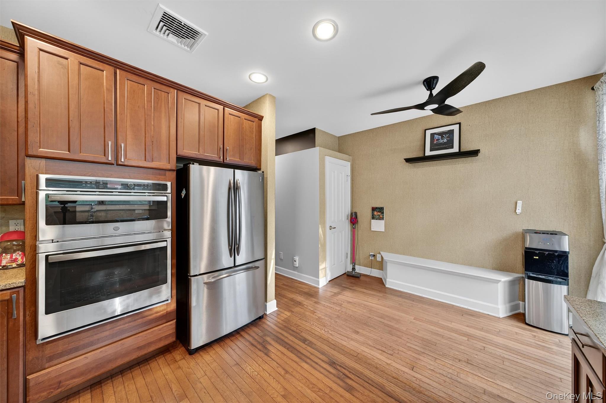 4 Putters Way, Middletown, NY 10940