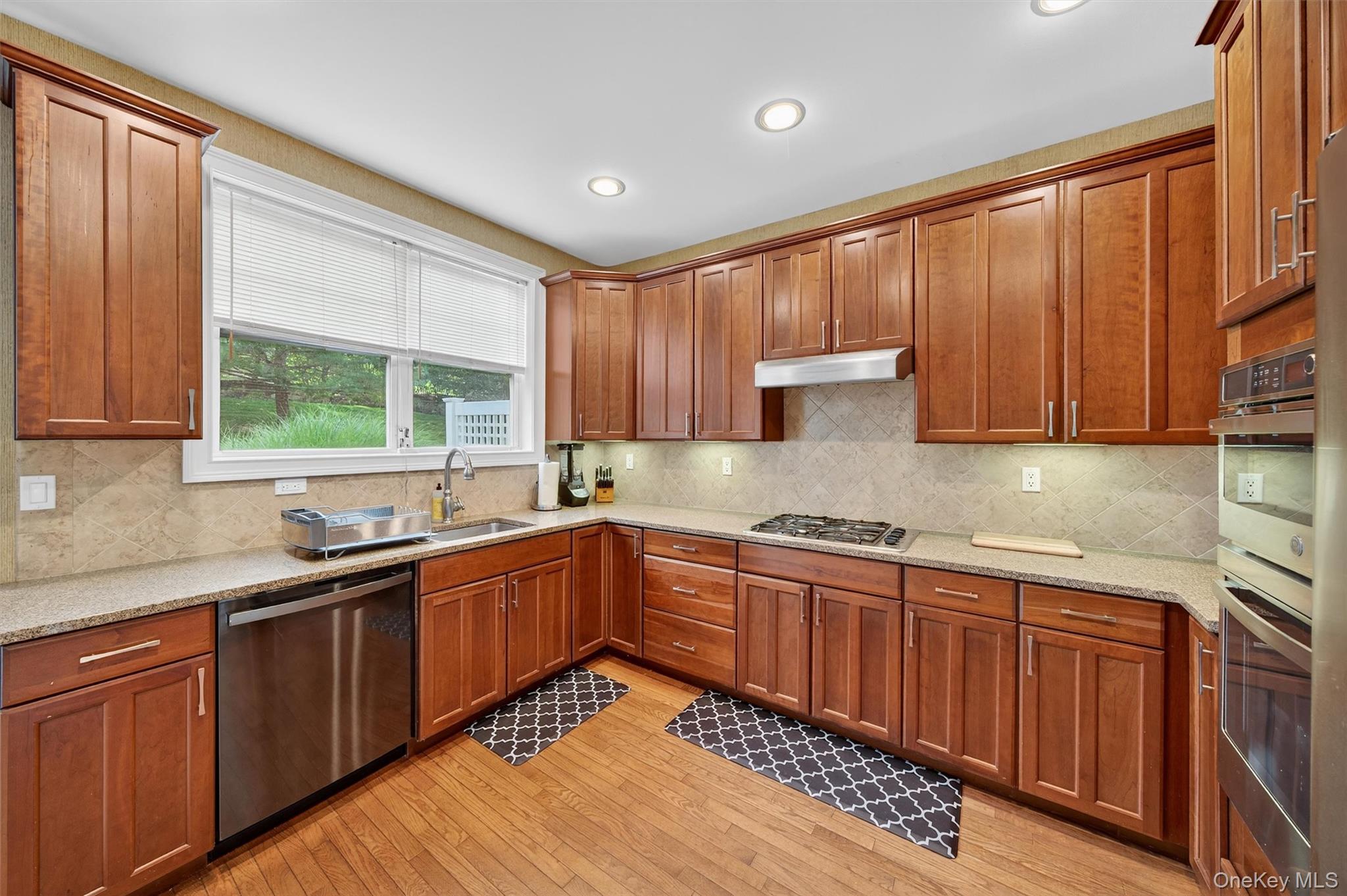 4 Putters Way, Middletown, NY 10940