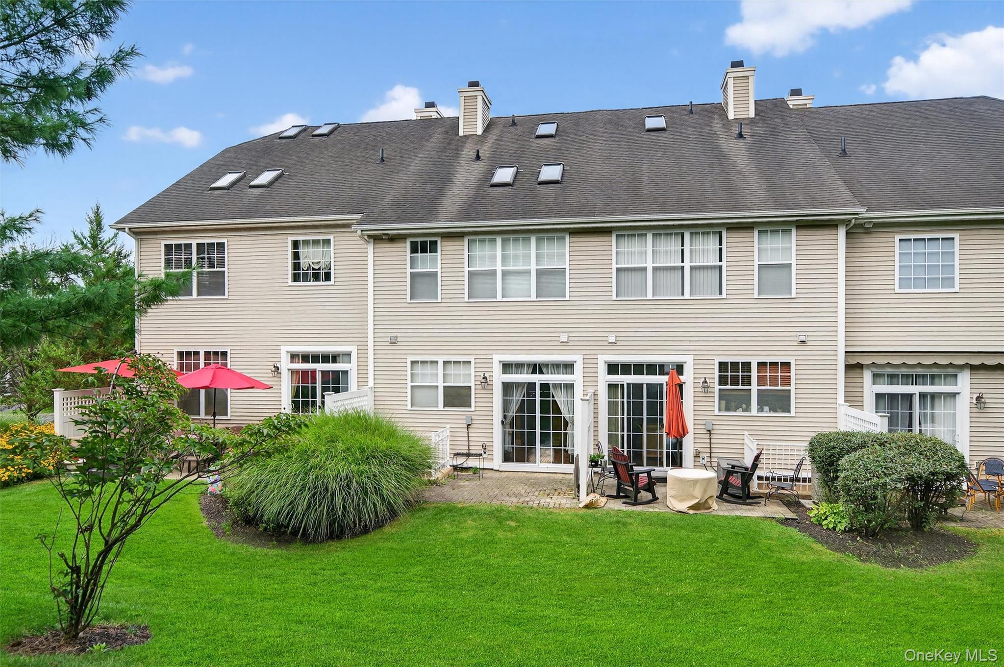 4 Putters Way, Middletown, NY 10940