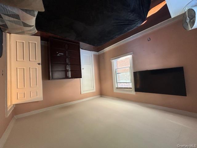 452 Macatee Place, Mineola, NY 11501