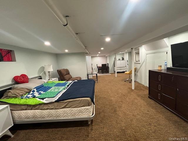 452 Macatee Place, Mineola, NY 11501