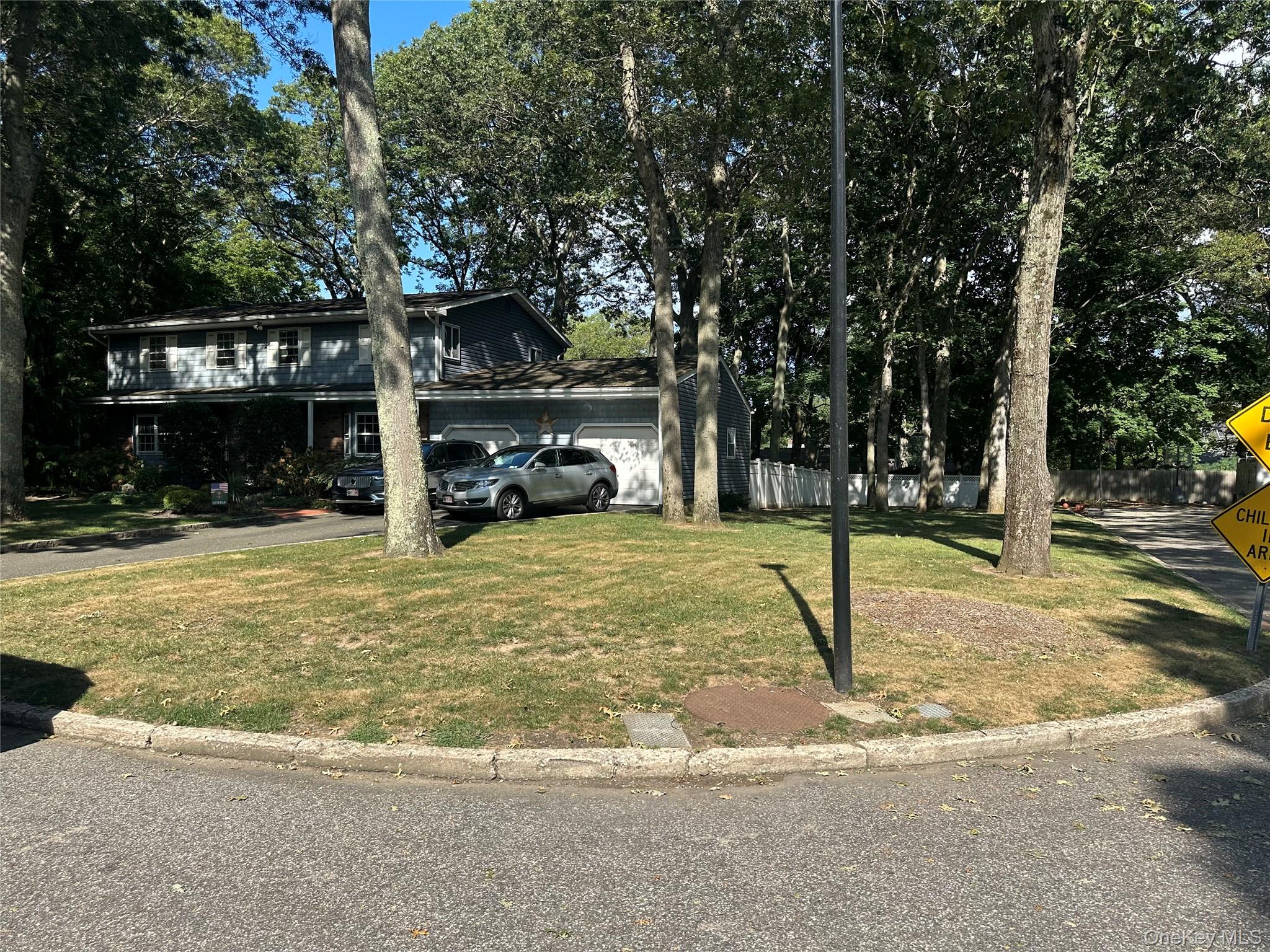 3 Wedgewood Court, Miller Place, NY 11764