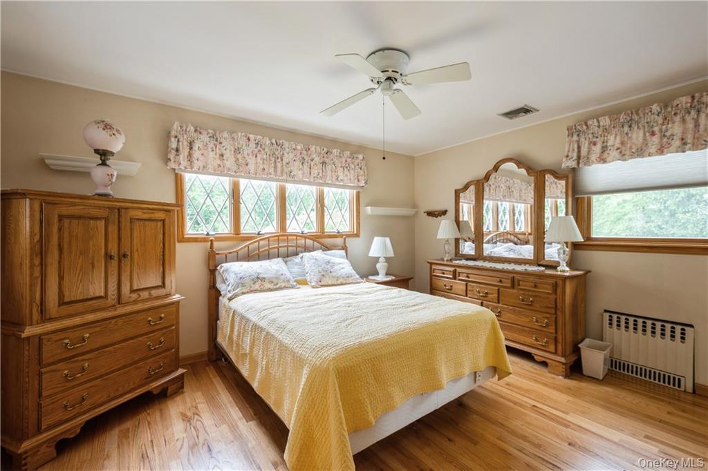 25 Lowerre Place, Valley Cottage, NY 10989