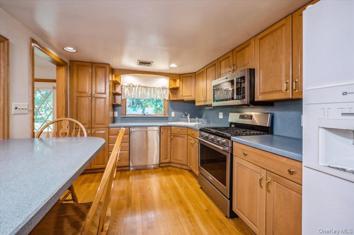 25 Lowerre Place, Valley Cottage, NY 10989