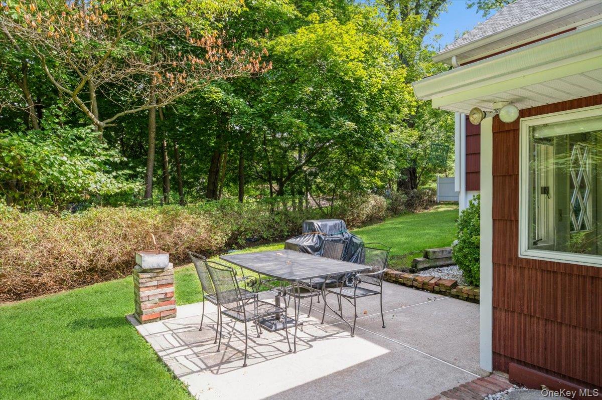 25 Lowerre Place, Valley Cottage, NY 10989