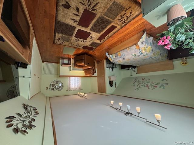 456 Macatee Place, Mineola, NY 11501