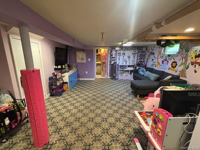 456 Macatee Place, Mineola, NY 11501