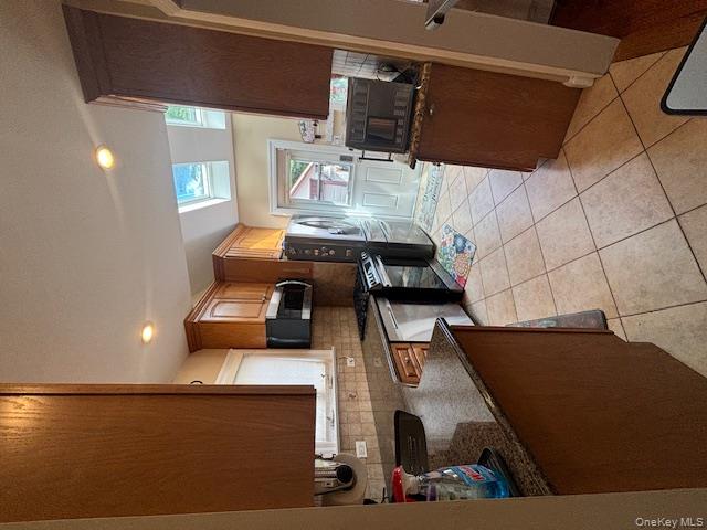 456 Macatee Place, Mineola, NY 11501