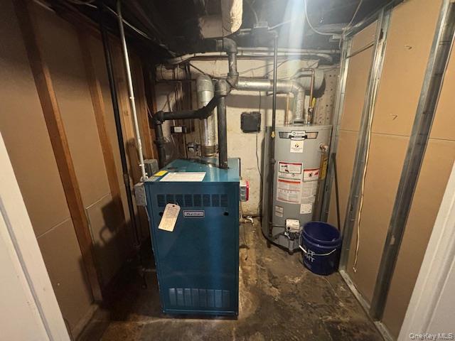 456 Macatee Place, Mineola, NY 11501