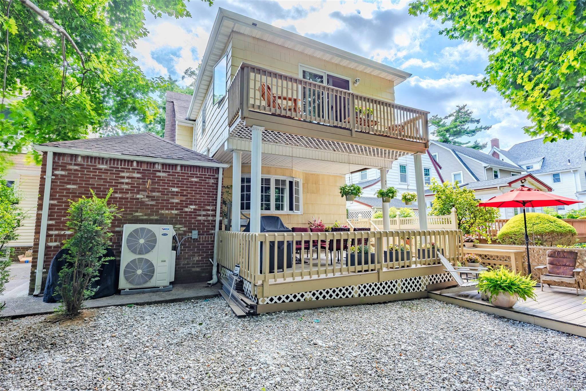 23 Nassau Road, Great Neck, NY 11021