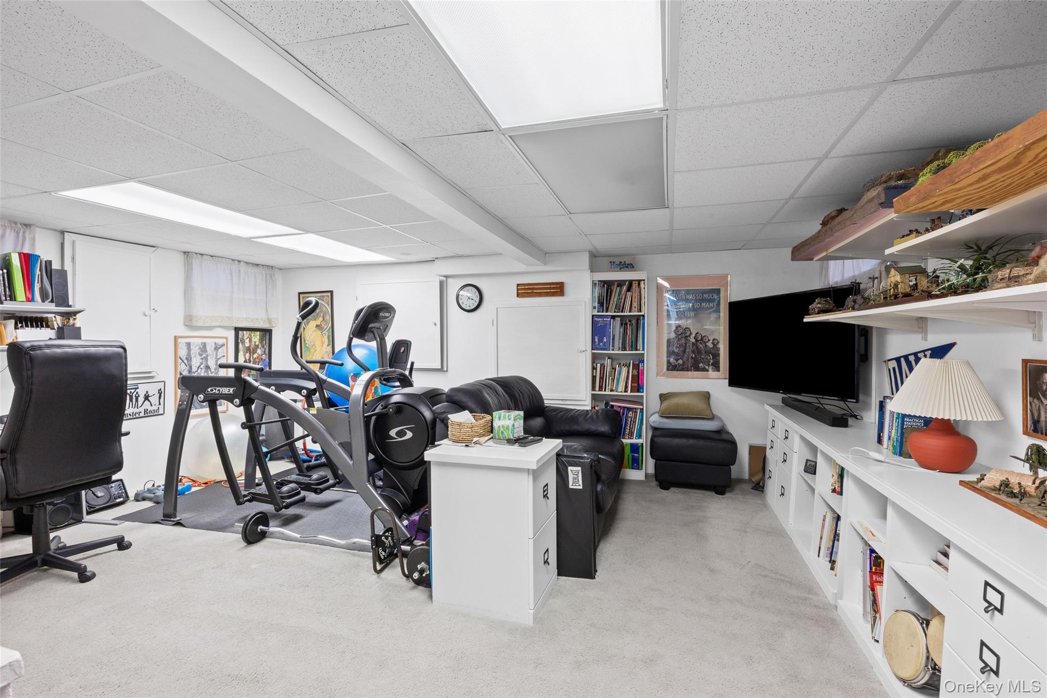 23 Nassau Road, Great Neck, NY 11021