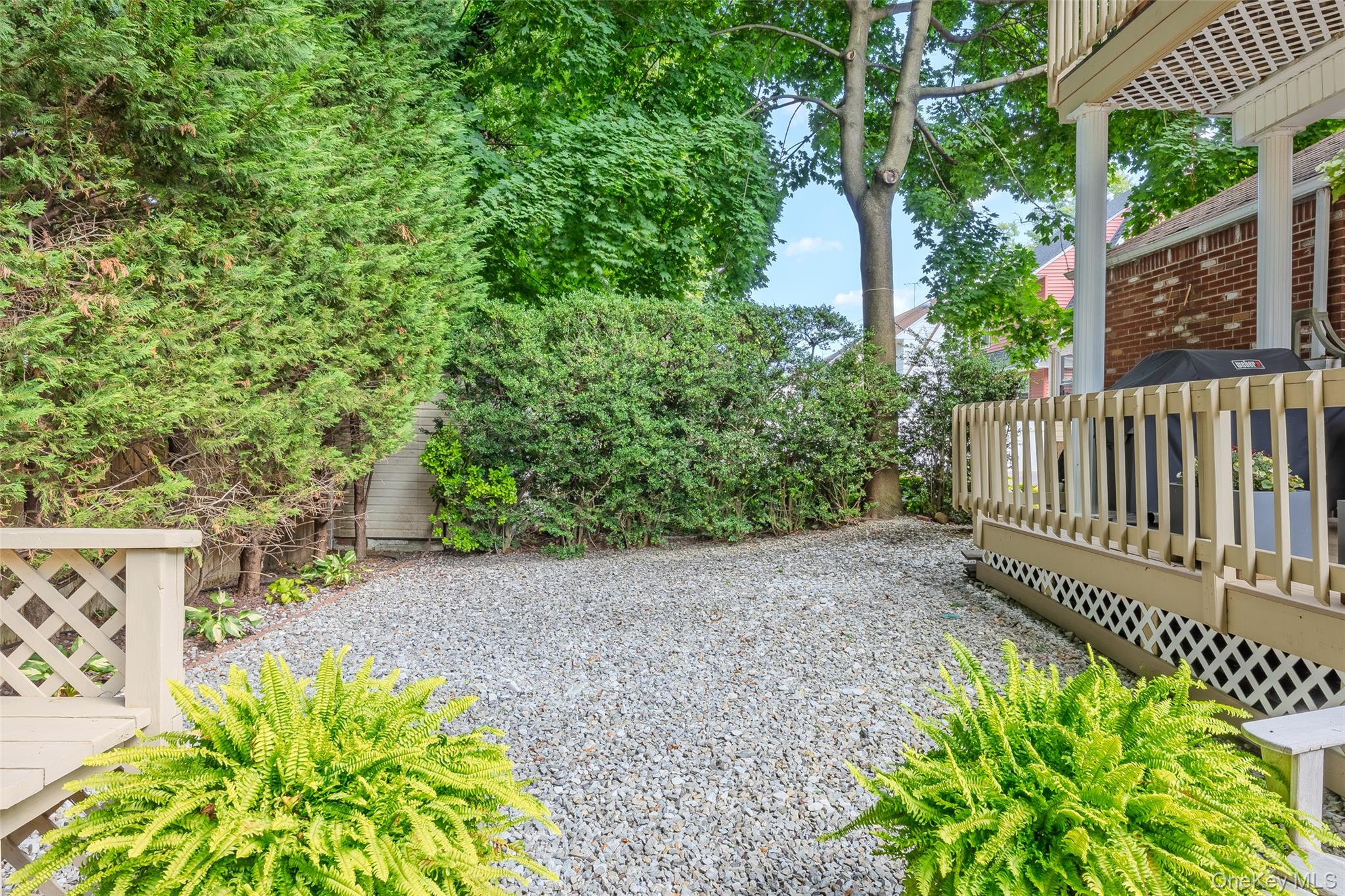 23 Nassau Road, Great Neck, NY 11021