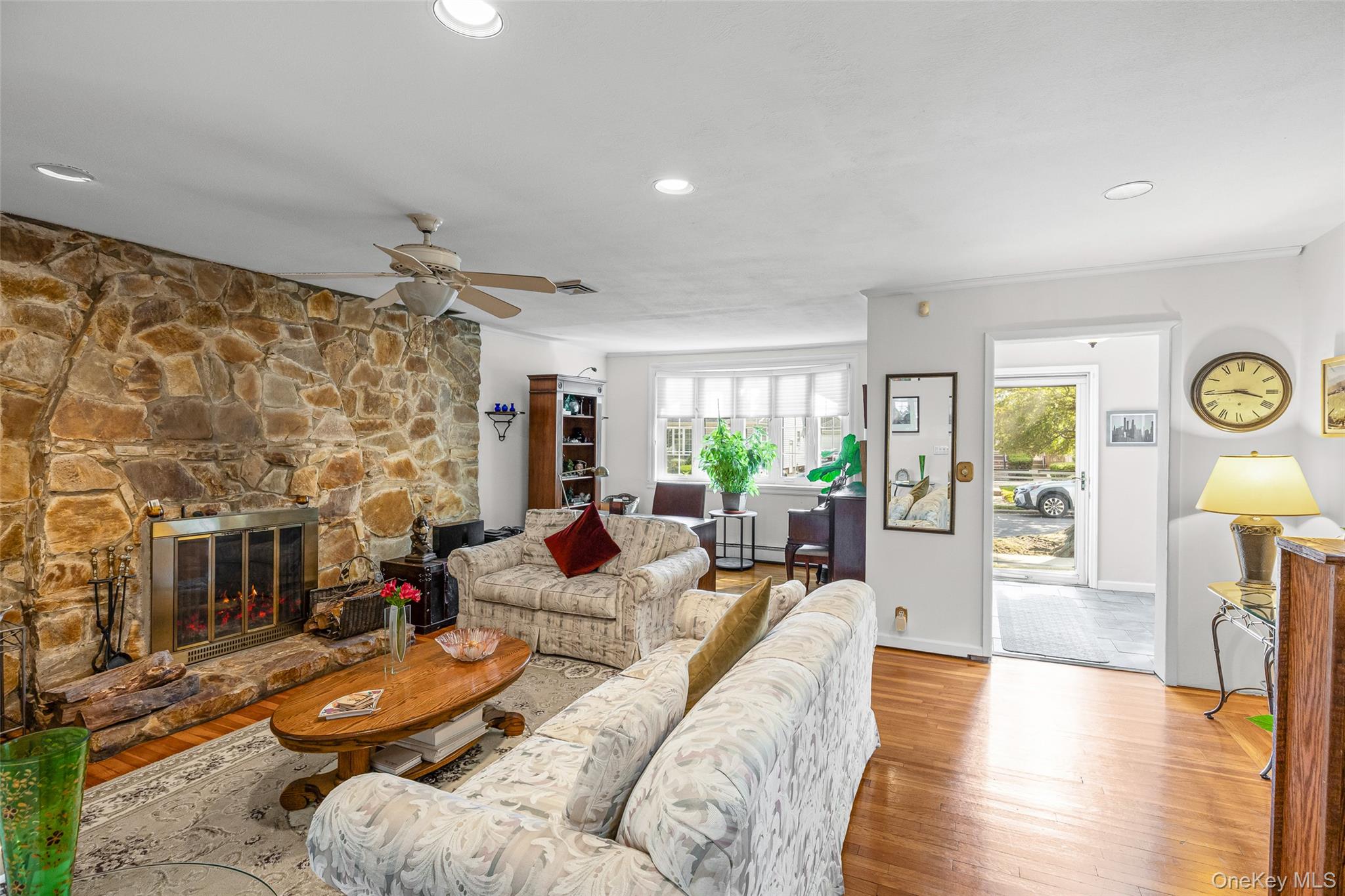 23 Nassau Road, Great Neck, NY 11021