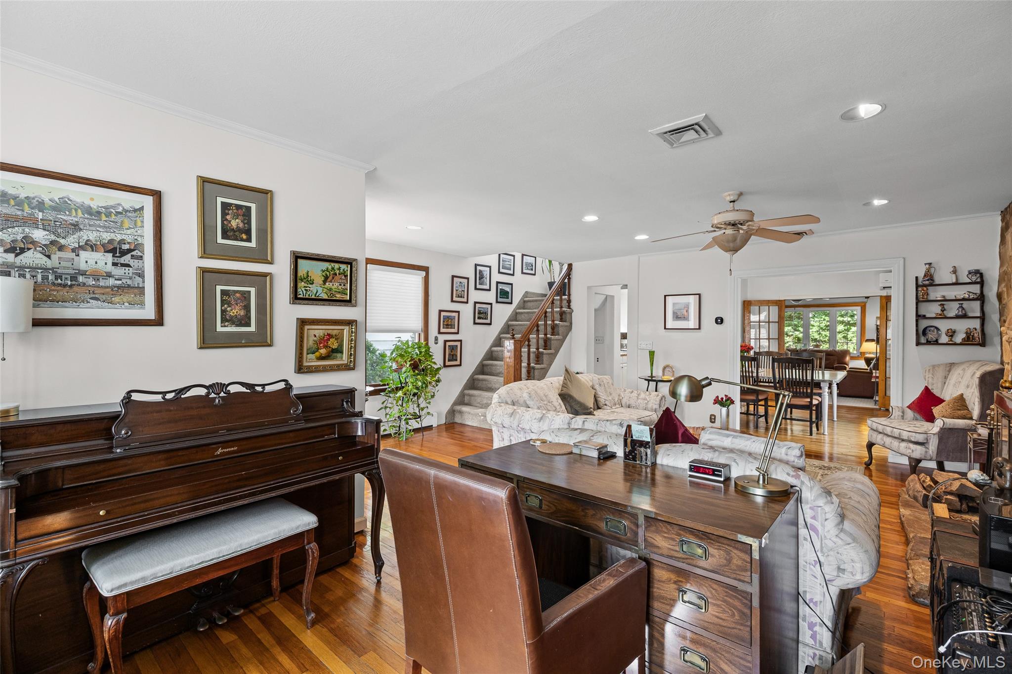 23 Nassau Road, Great Neck, NY 11021