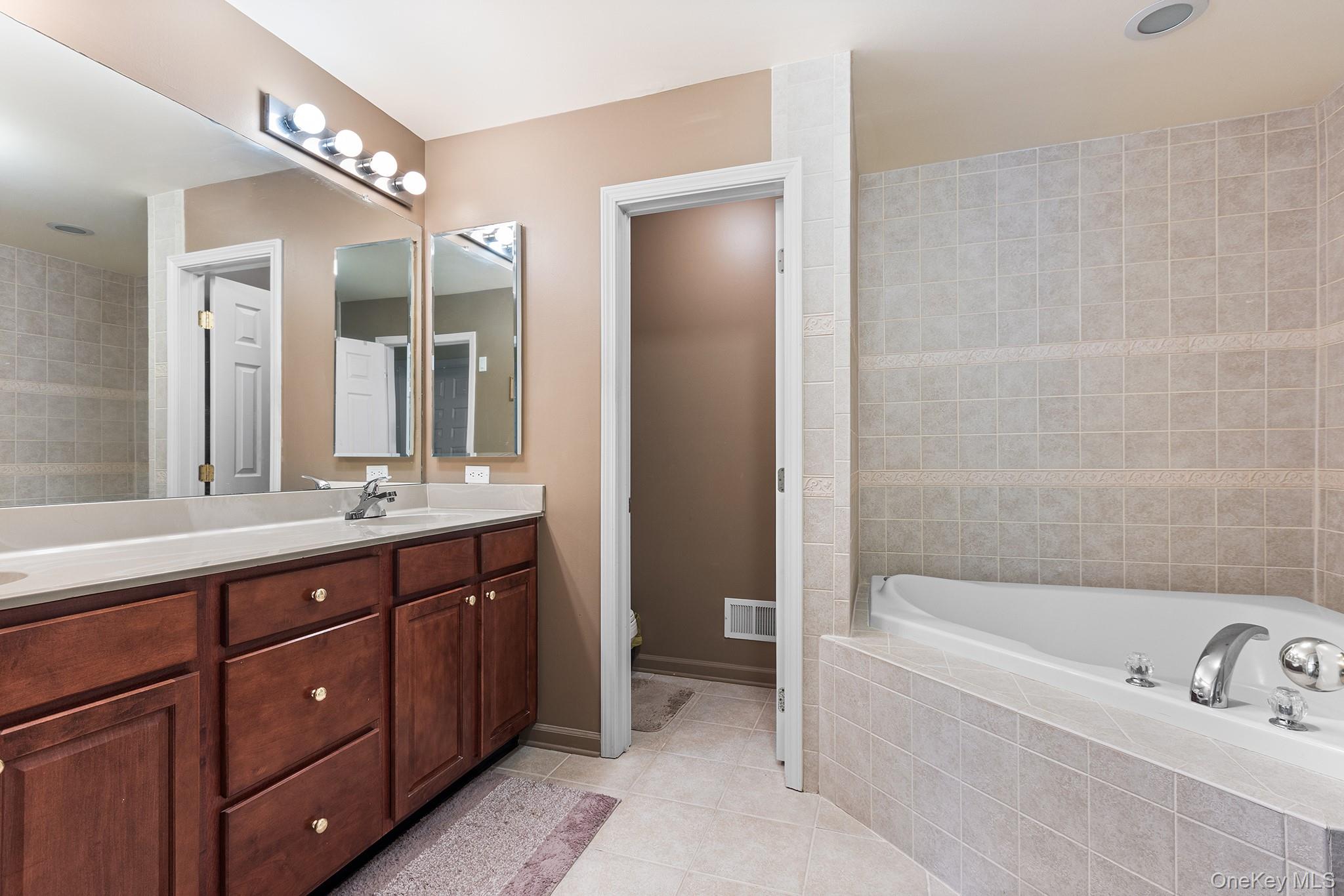 12 Case Court, Monroe, NY 10950