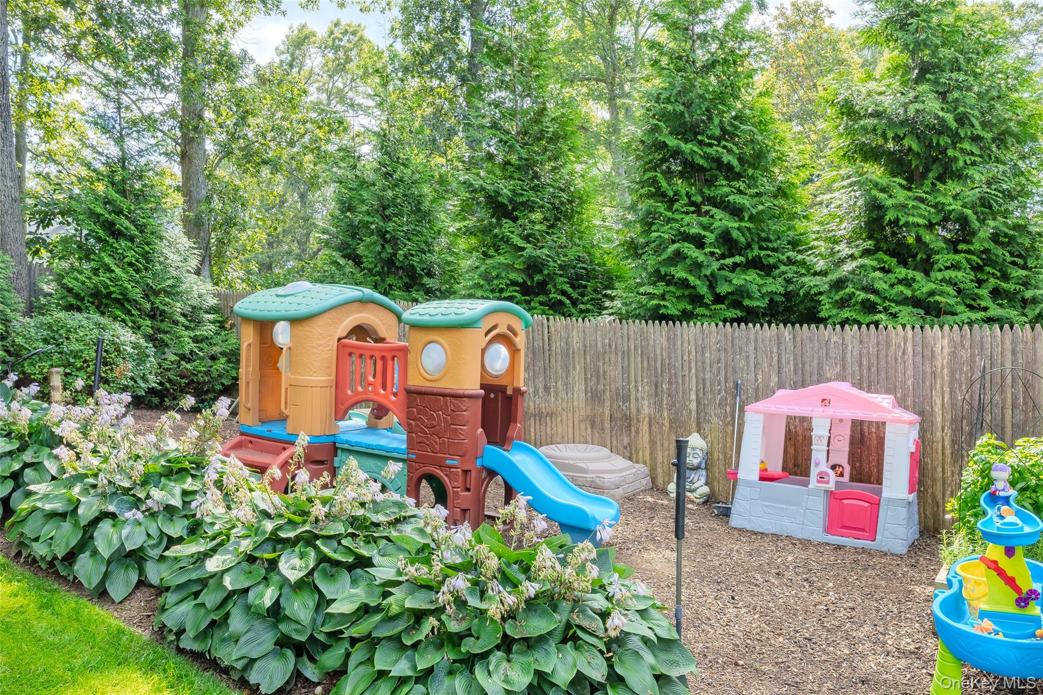 12 Suffolk Down, Shoreham, NY 11786