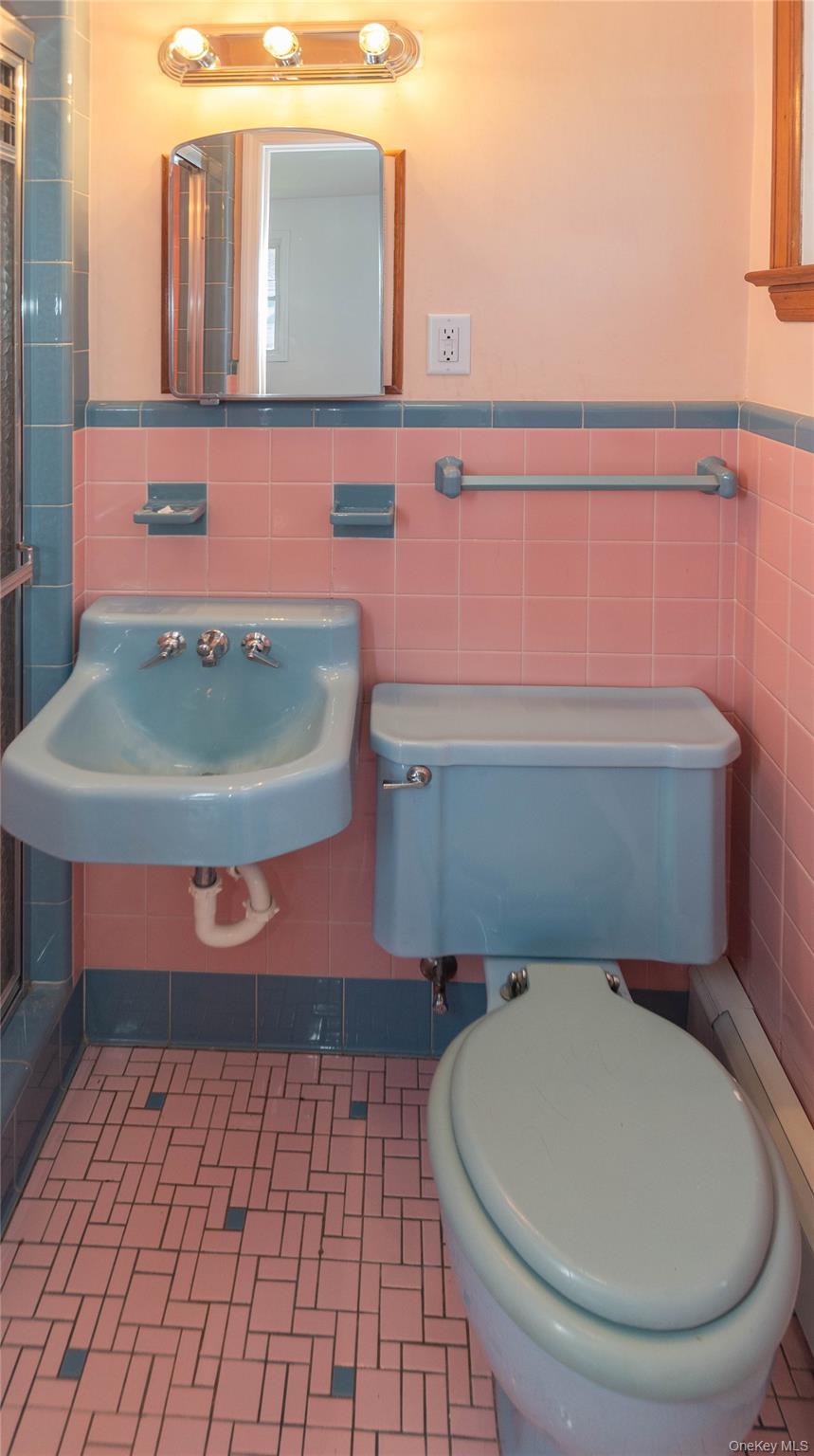 325 Hooker Avenue, Poughkeepsie, NY 12603