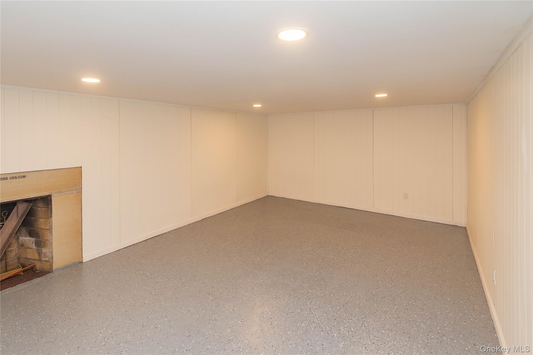 325 Hooker Avenue, Poughkeepsie, NY 12603