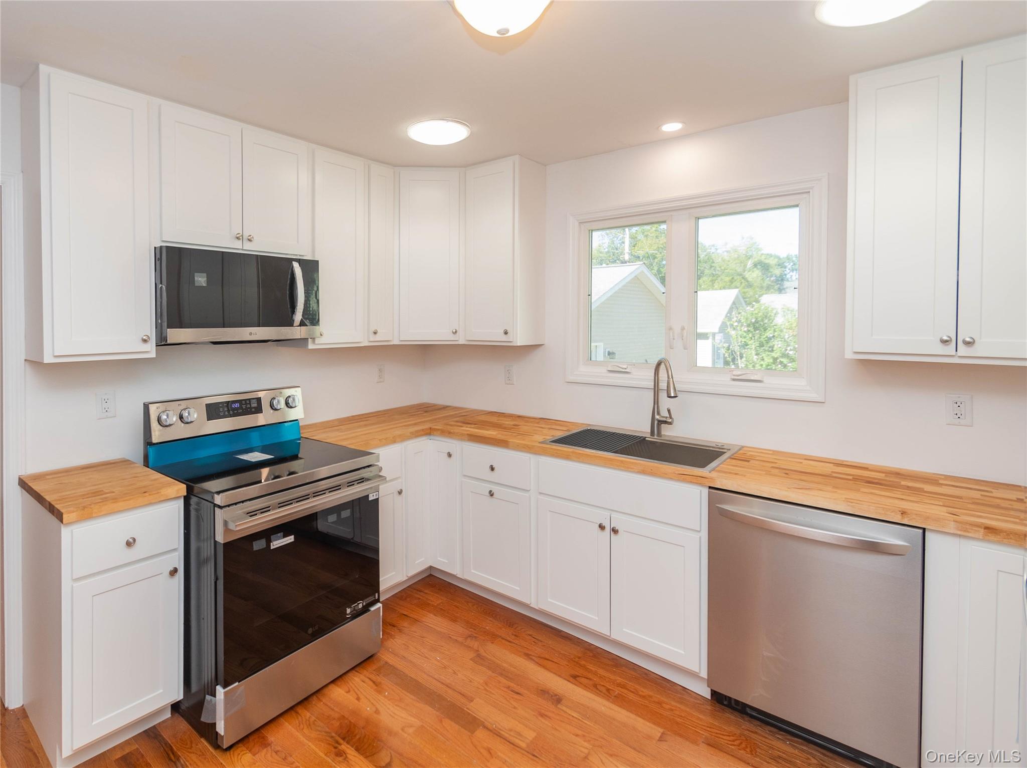 325 Hooker Avenue, Poughkeepsie, NY 12603