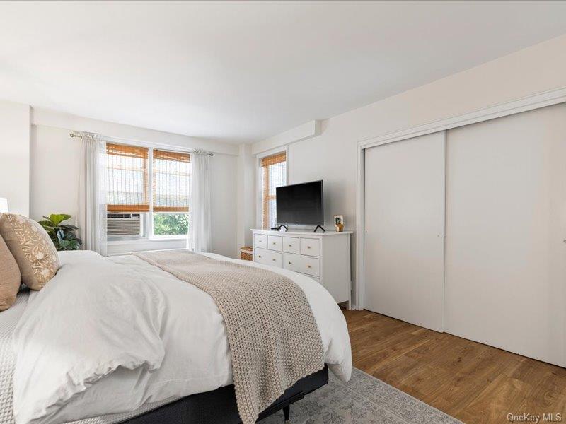 1 Washington Square Washington Square # 1D, Larchmont, NY 10538