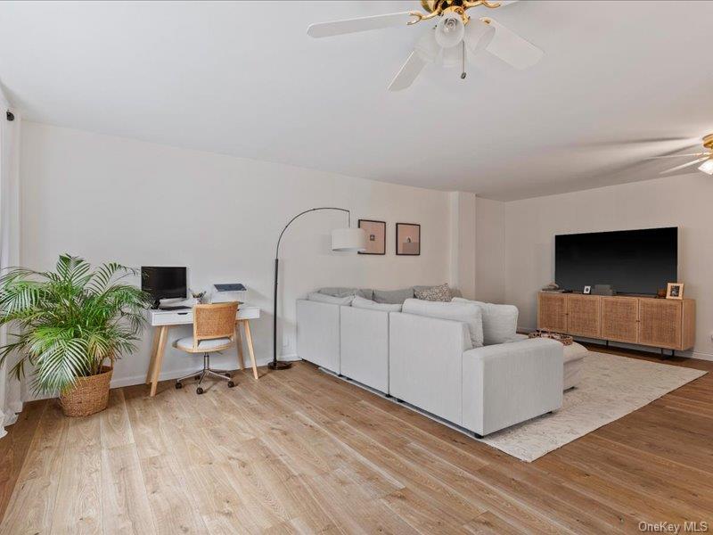 1 Washington Square Washington Square # 1D, Larchmont, NY 10538