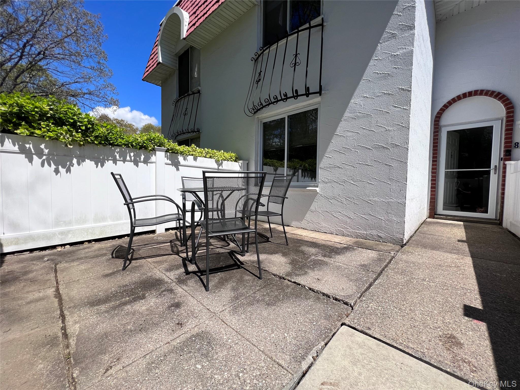 805 Blue Ridge Drive, Medford, NY 11763