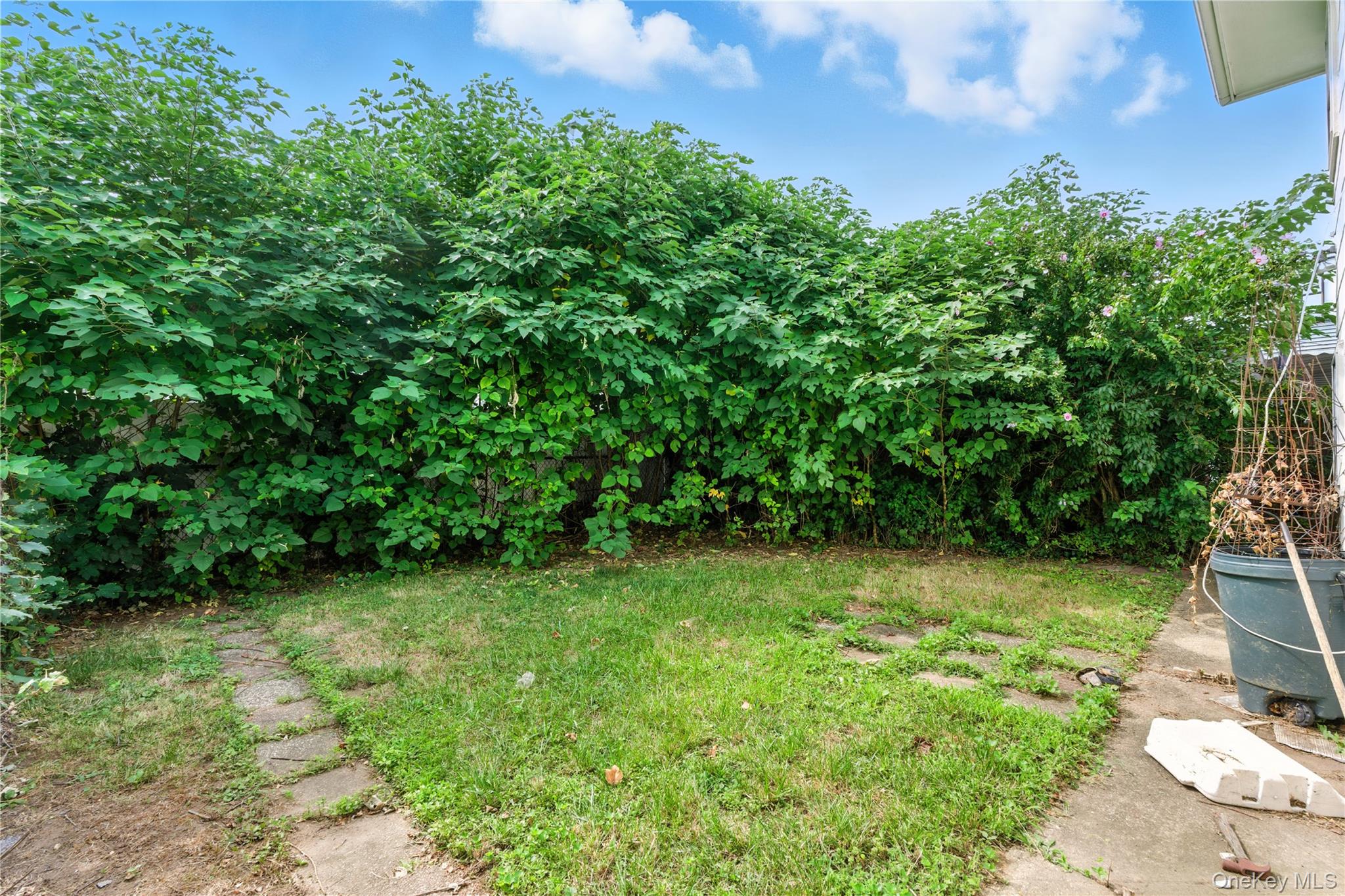 94-34 238th Street, Floral Park, NY 11001