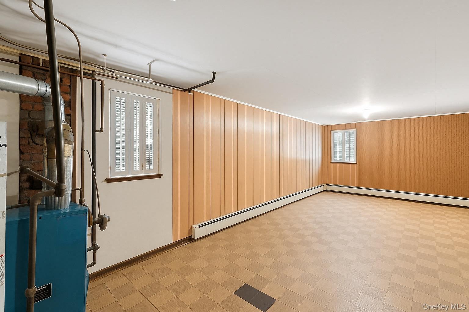 94-34 238th Street, Floral Park, NY 11001