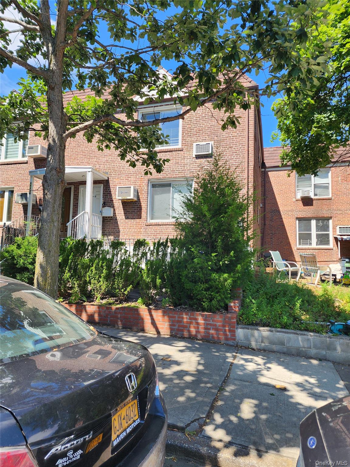 144-41 76 Avenue Avenue, Kew Garden Hills, NY 11367