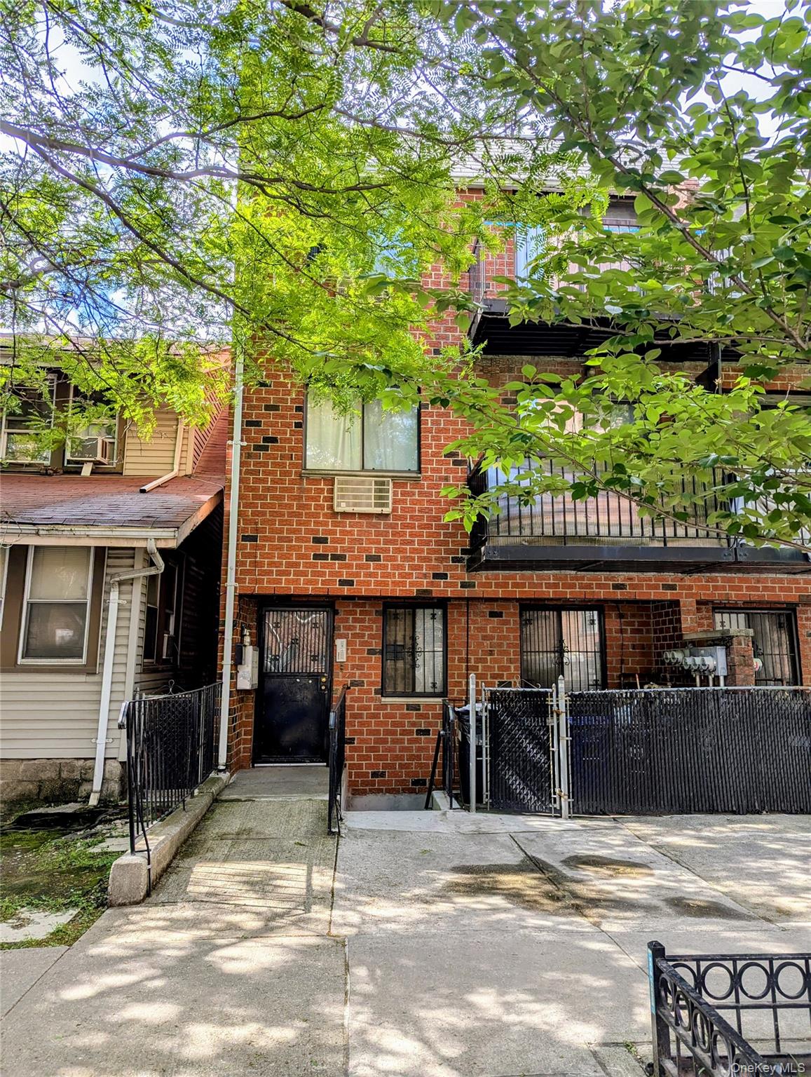 132-47 Pople Avenue, Flushing, NY 11355