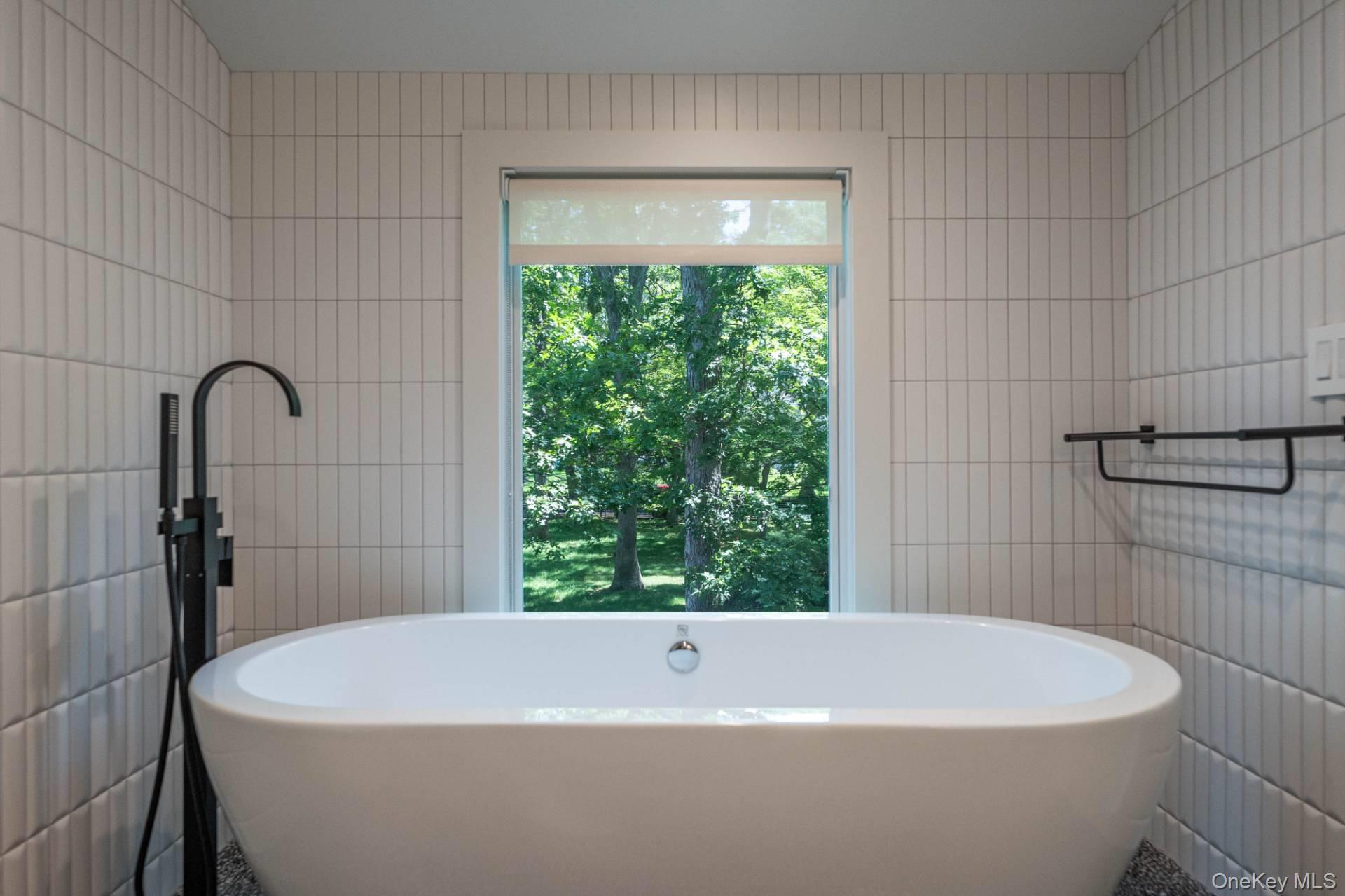 590 Haywaters Drive, Cutchogue, NY 11935