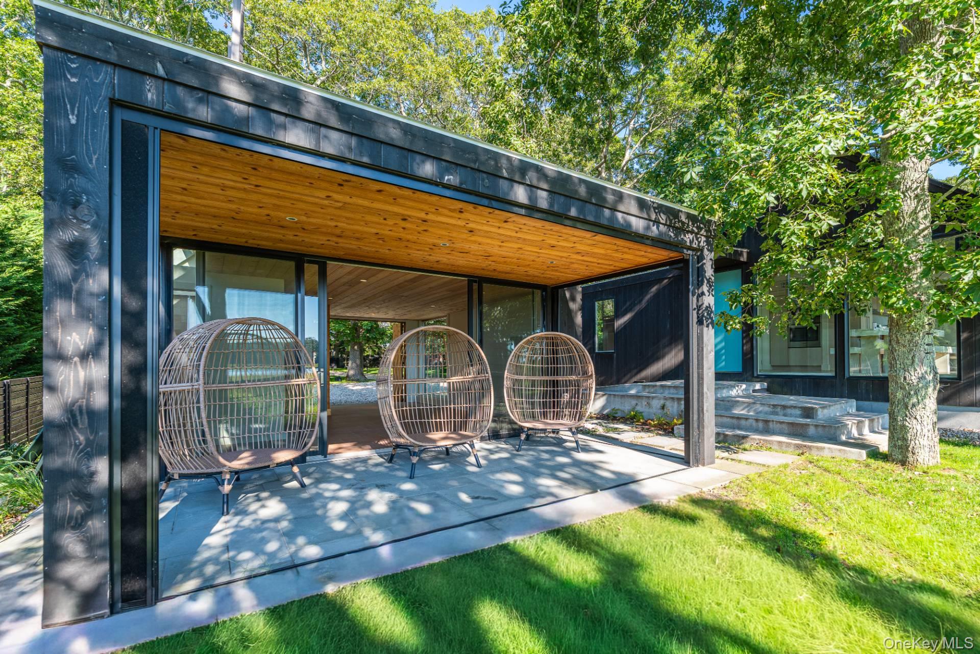 590 Haywaters Drive, Cutchogue, NY 11935