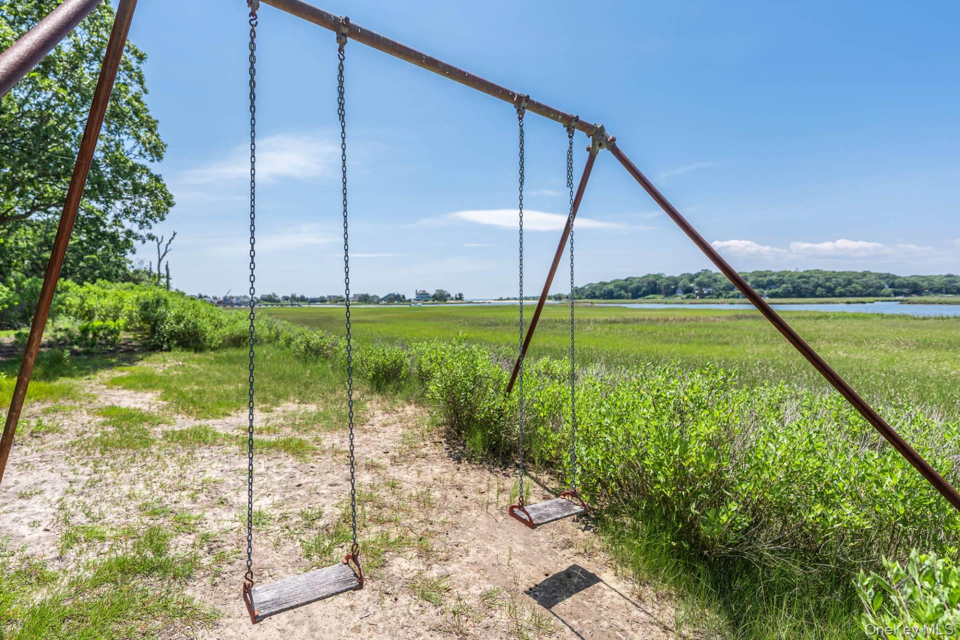 590 Haywaters Drive, Cutchogue, NY 11935