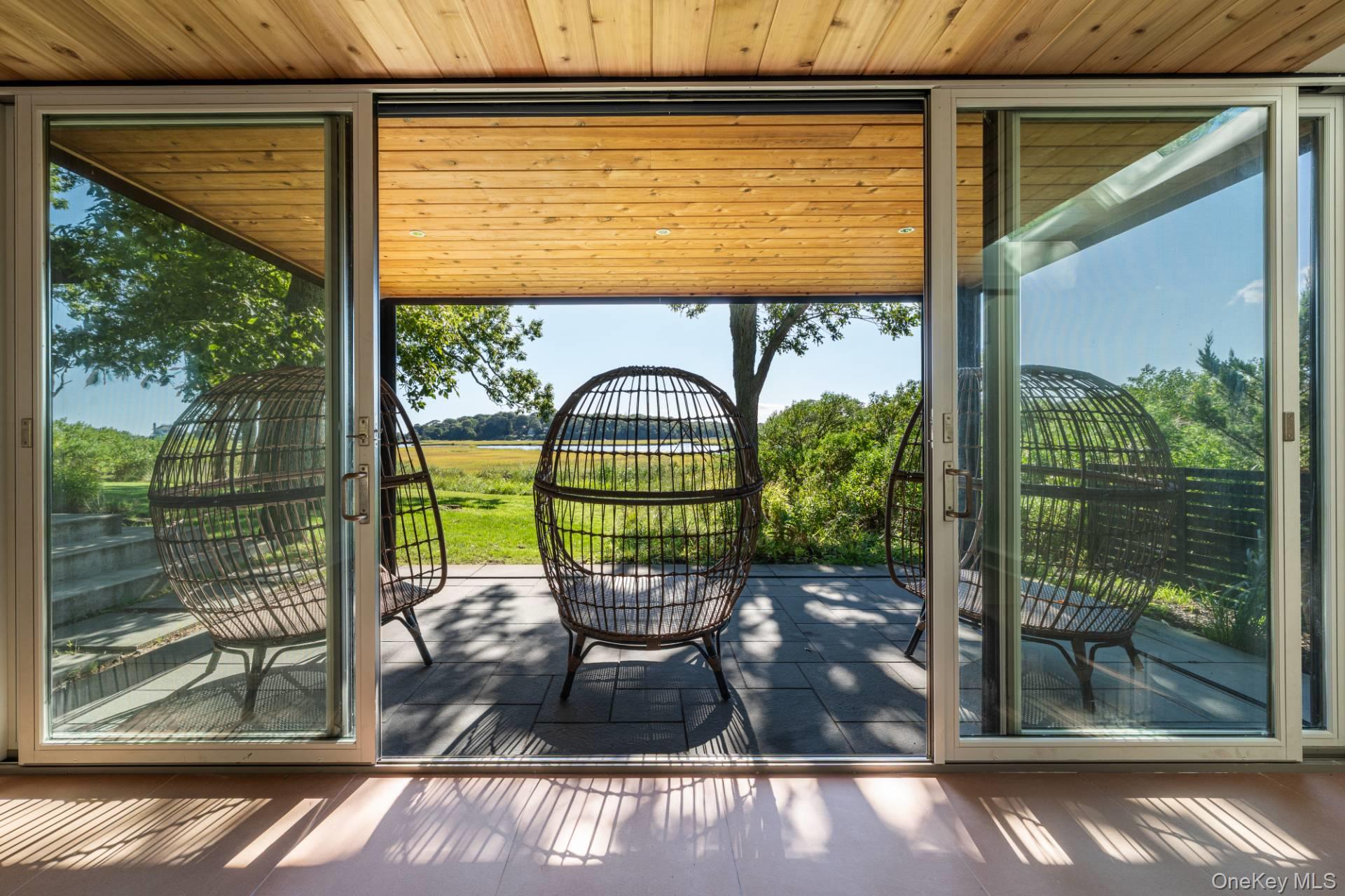 590 Haywaters Drive, Cutchogue, NY 11935