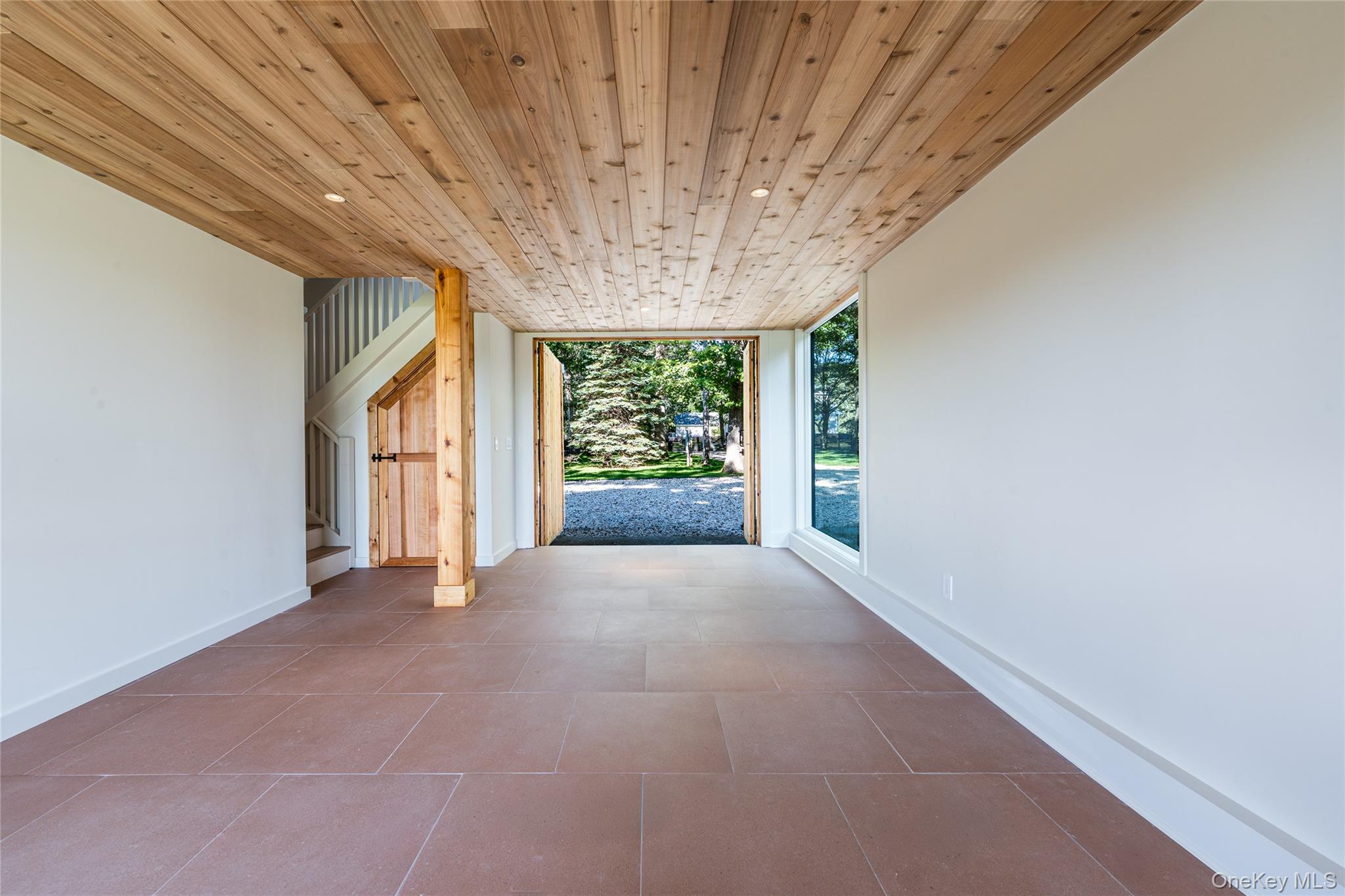 590 Haywaters Drive, Cutchogue, NY 11935