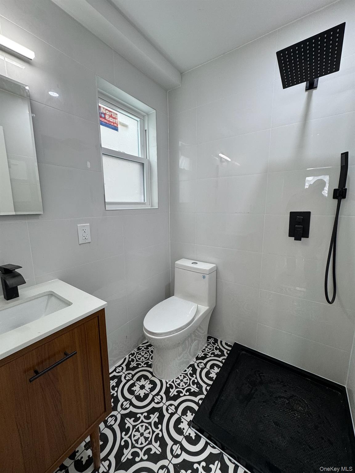 121-11 195th Street, Saint Albans, NY 11413