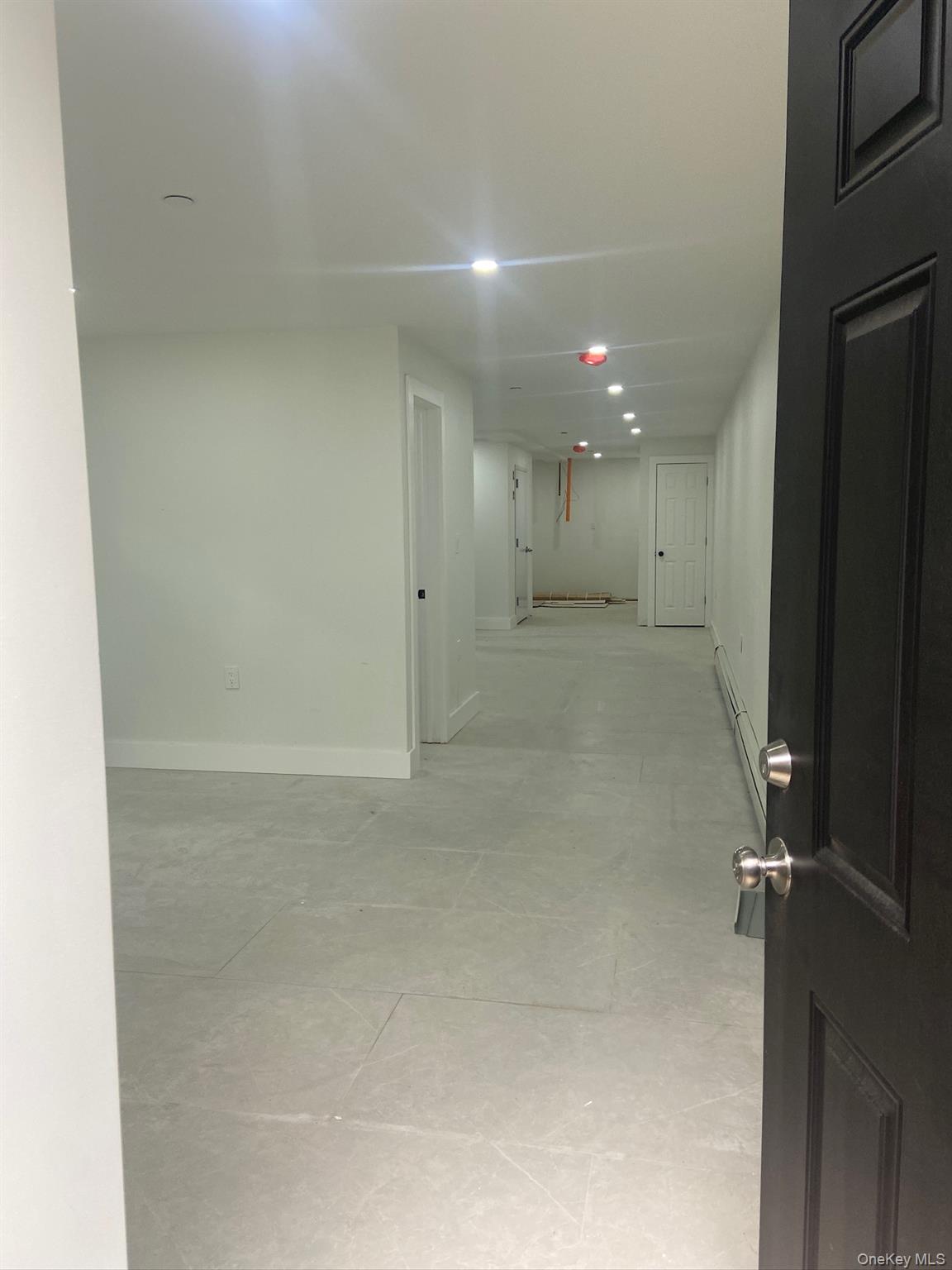 121-11 195th Street, Saint Albans, NY 11413