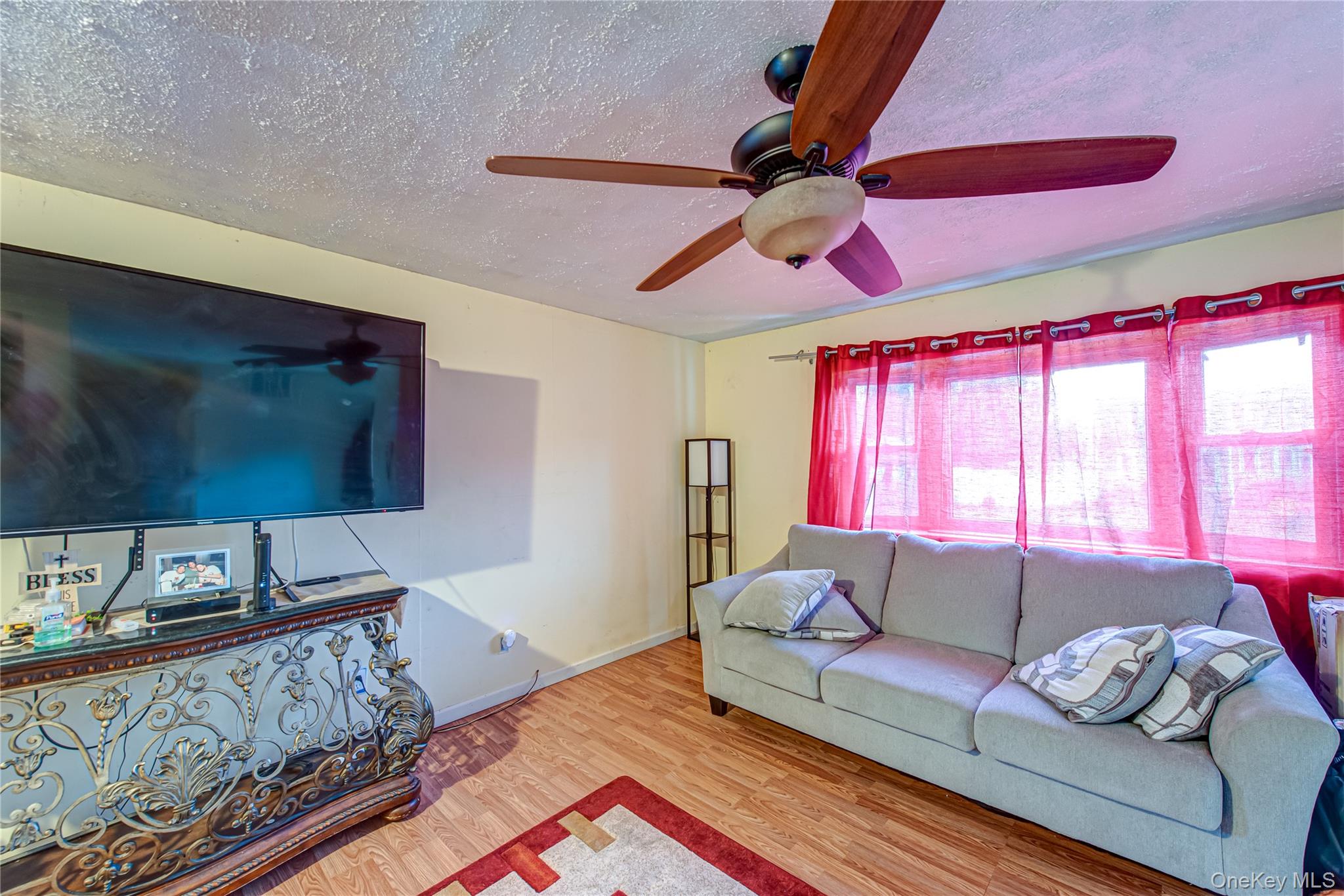 20 Lupidia Street, Amityville, NY 11701