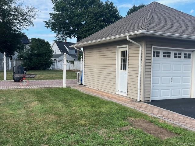 172 W Nicholai Street, Hicksville, NY 11801
