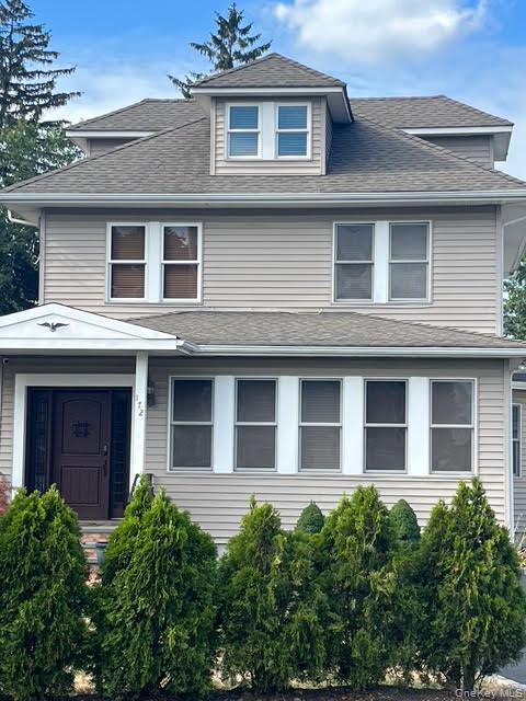 172 W Nicholai Street, Hicksville, NY 11801