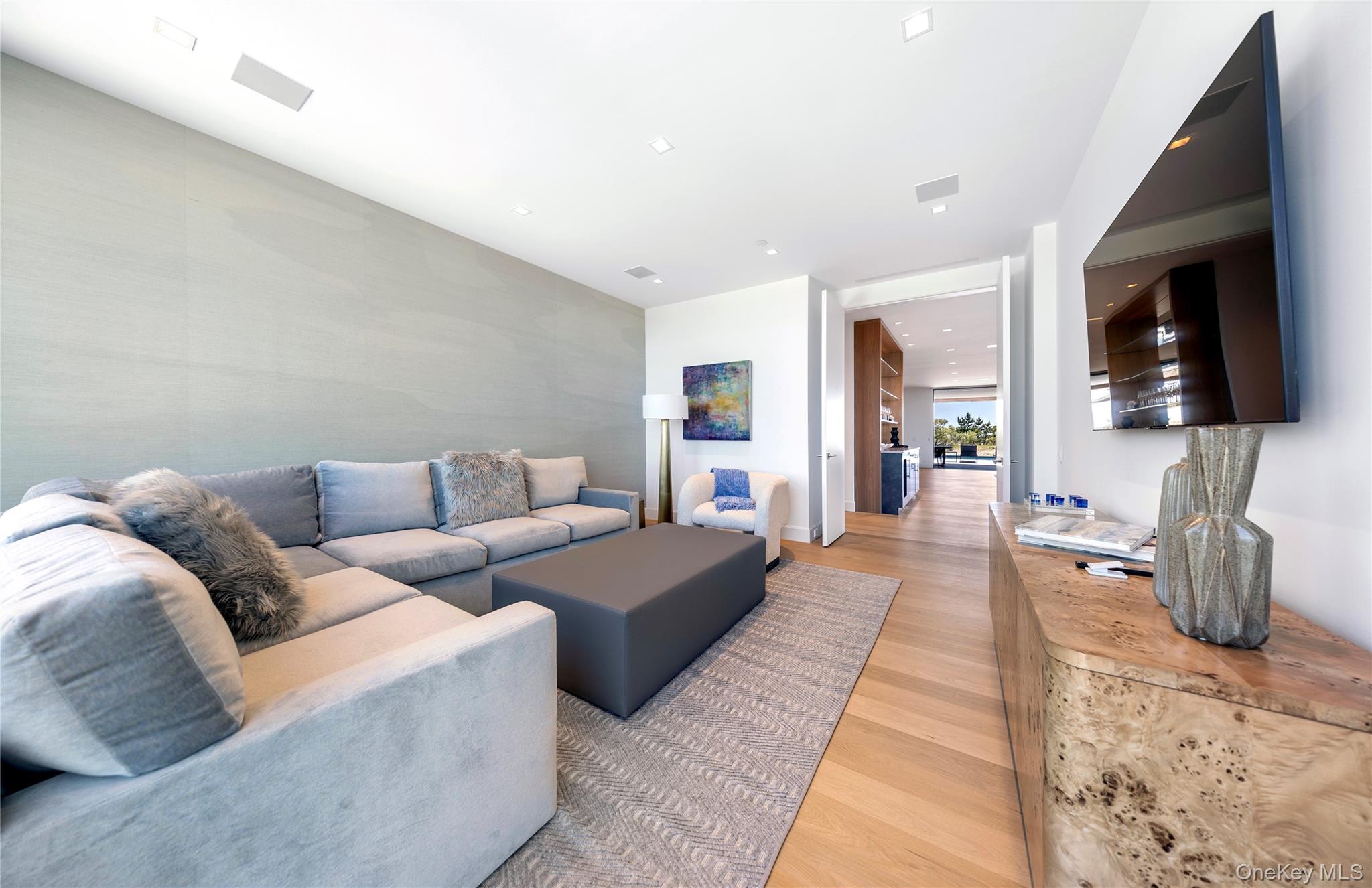 345 Dune Road, Westhampton Beach, NY 11978