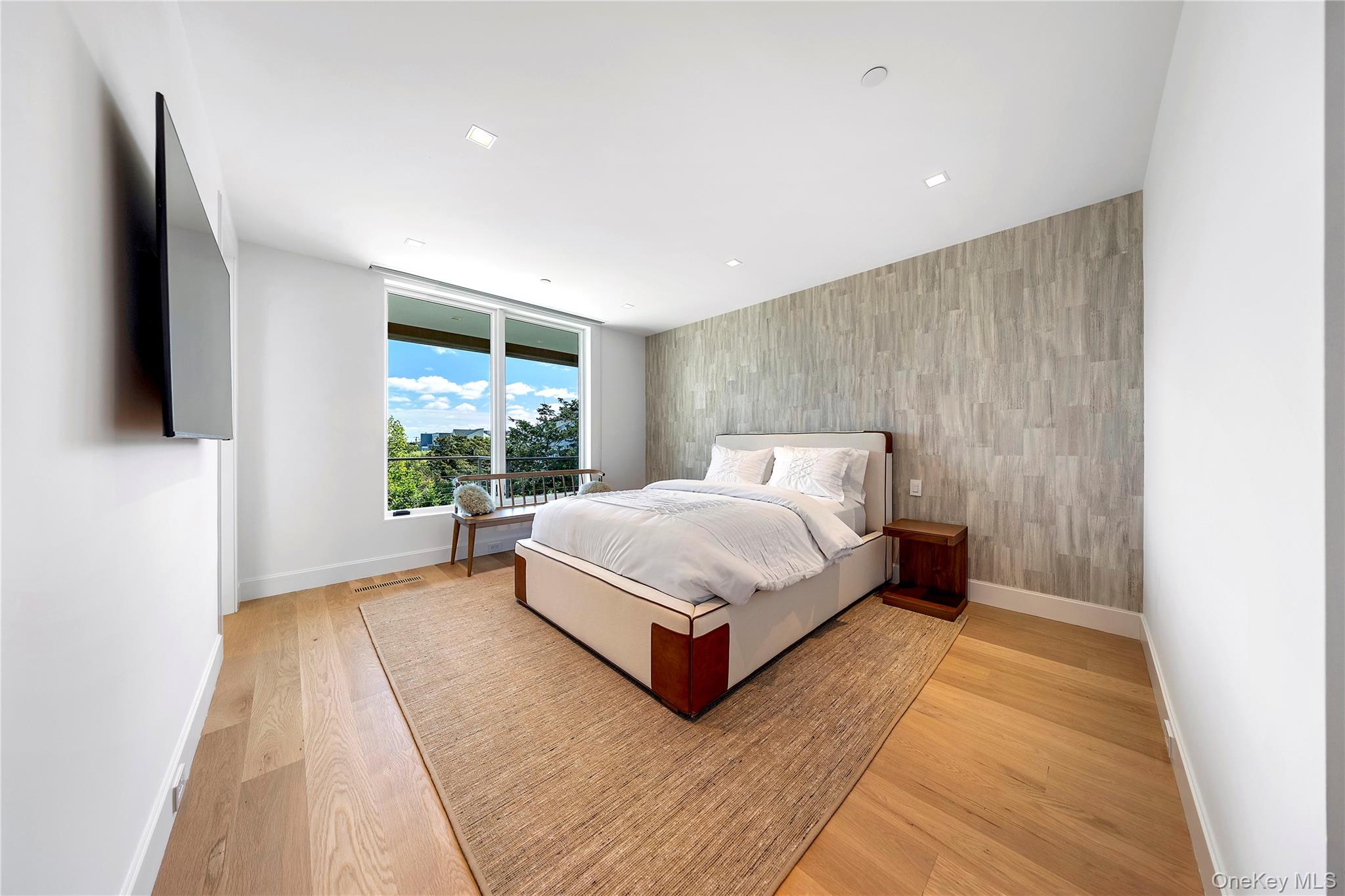 345 Dune Road, Westhampton Beach, NY 11978