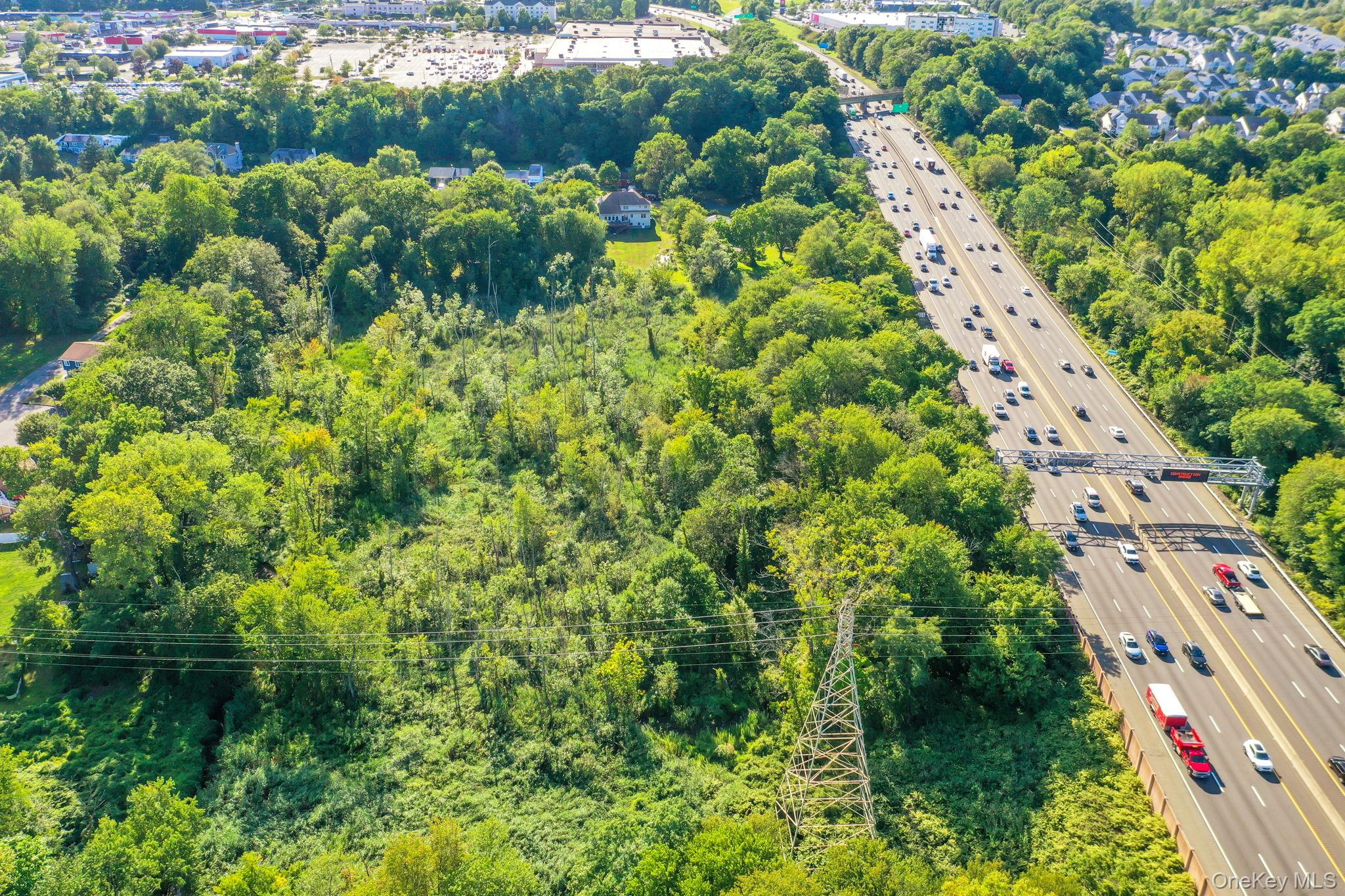 56 Dykes Park Road, Nanuet, NY 10954