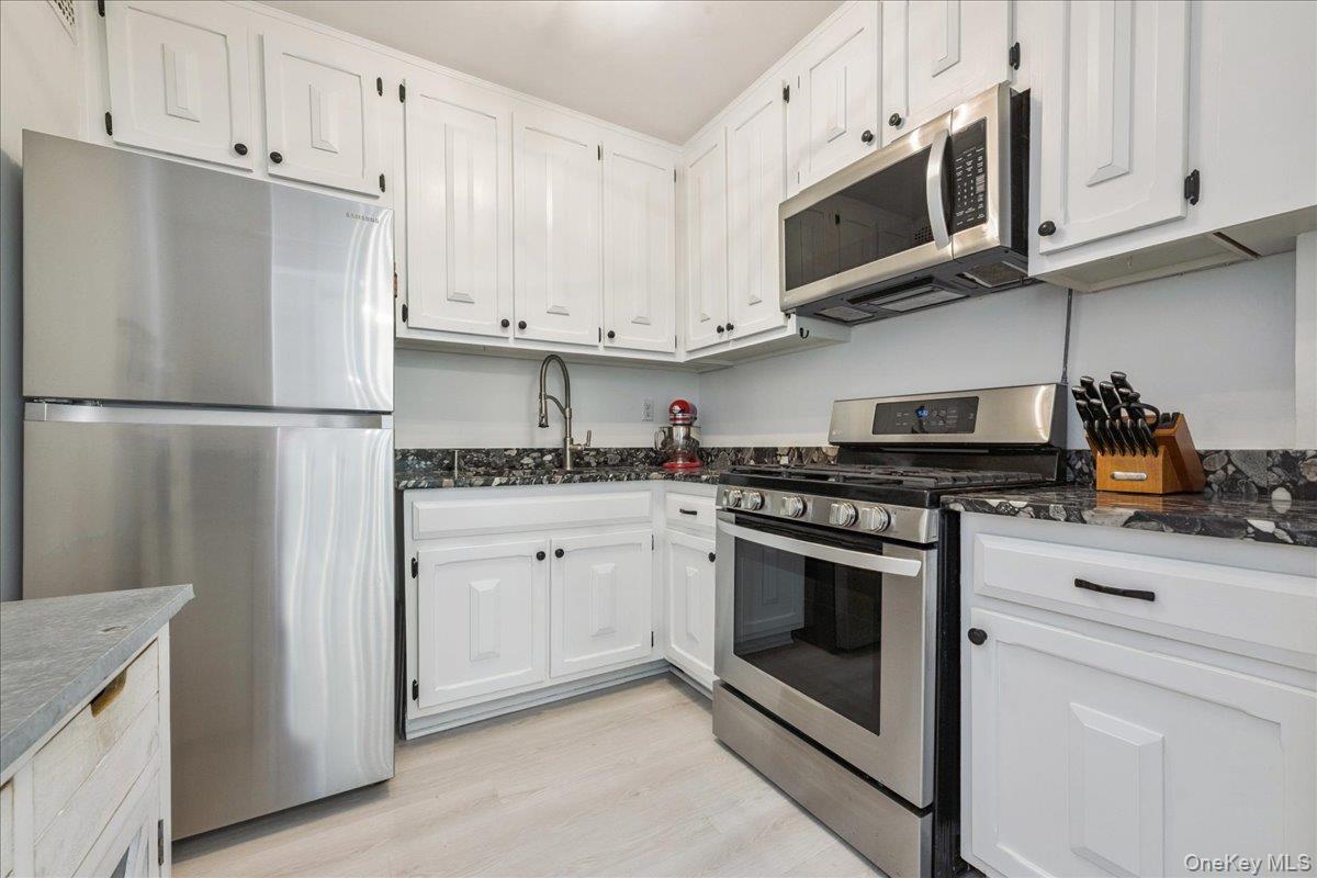 700 Shore Road # 2E, Long Beach, NY 11561