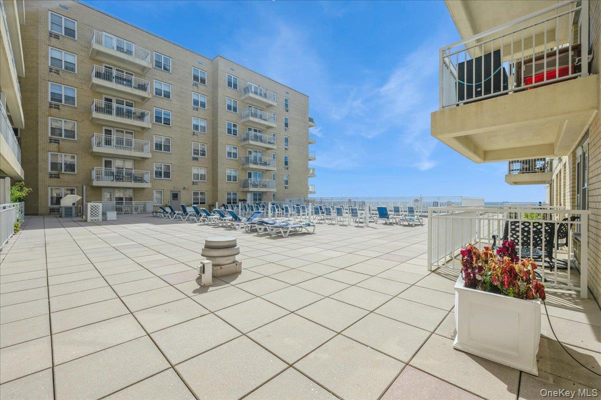 700 Shore Road # 2E, Long Beach, NY 11561